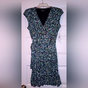 NEW Glamour Woman's dress with tags 10p Work/dinner NWT